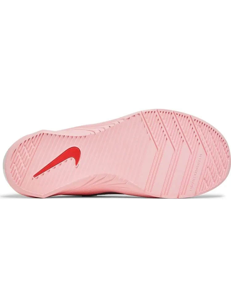 Кроссовки Nike Wmns Metcon 6 'Football Grey Arctic Punch' — изображение 4 из 8, серый