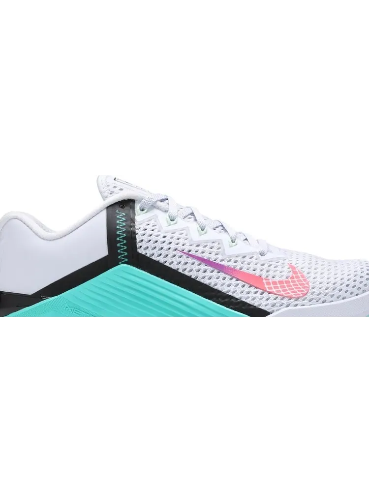 Кроссовки Nike Wmns Metcon 6 'Football Grey Jade' — изображение 2 из 8, серый