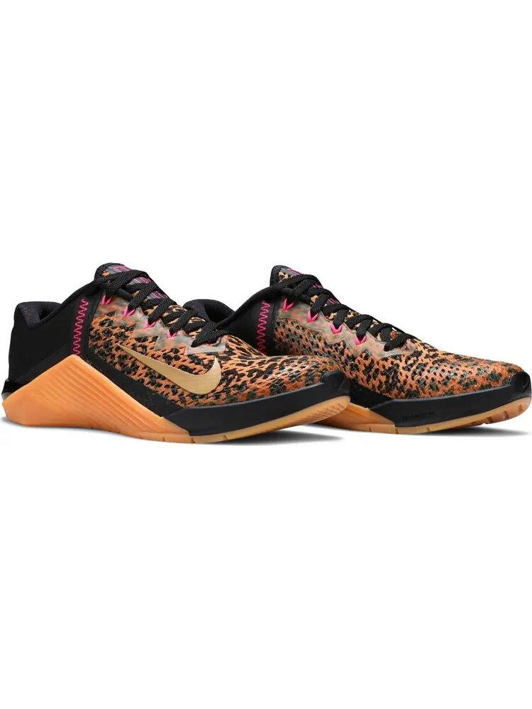 Кроссовки Nike Wmns Metcon 6 'Cheetah Print' — изображение 8 из 8, коричневый