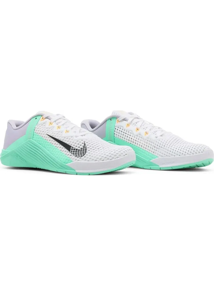Кроссовки Nike Wmns Metcon 6 'White Infinite Lilac Green' — изображение 8 из 8, белый