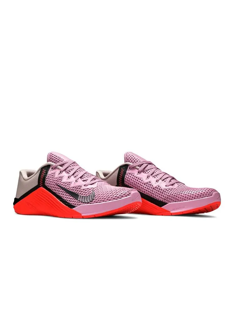 Кроссовки Nike Wmns Metcon 6 'Beyond Pink Flash Crimson' — изображение 9 из 9