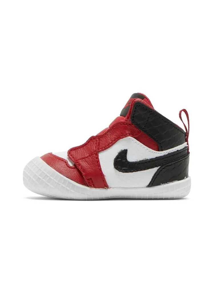 Кроссовки Air Jordan 1 Retro CB Satin Red — изображение 3 из 6, красный