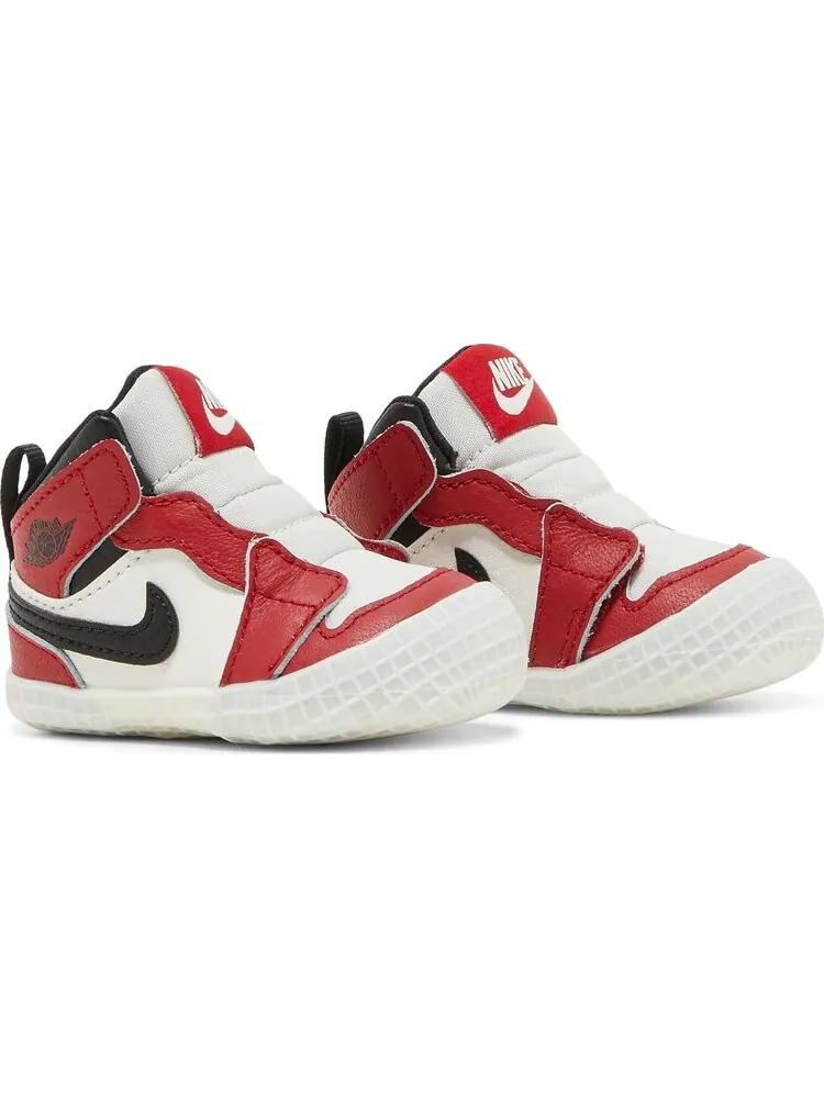 Кроссовки Air Jordan 1 Crib Bootie Chicago Lost & Found — изображение 8 из 8, красный