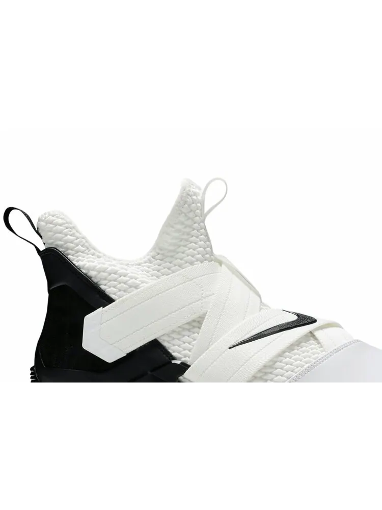 Кроссовки Nike LeBron Soldier 12 TB 'White Black' — изображение 2 из 4, белый