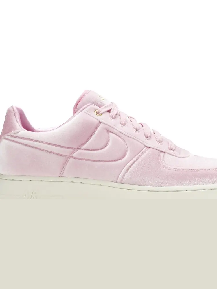 Кроссовки Nike Air Force 1 Low '07 Premium 'Pink Velour' — изображение 2 из 8, розовый