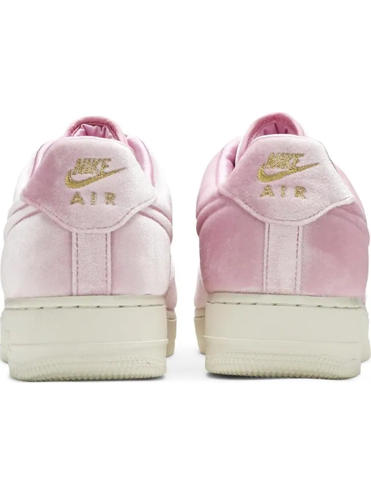 Кроссовки Nike Air Force 1 Low '07 Premium 'Pink Velour' — изображение 6 из 8, розовый