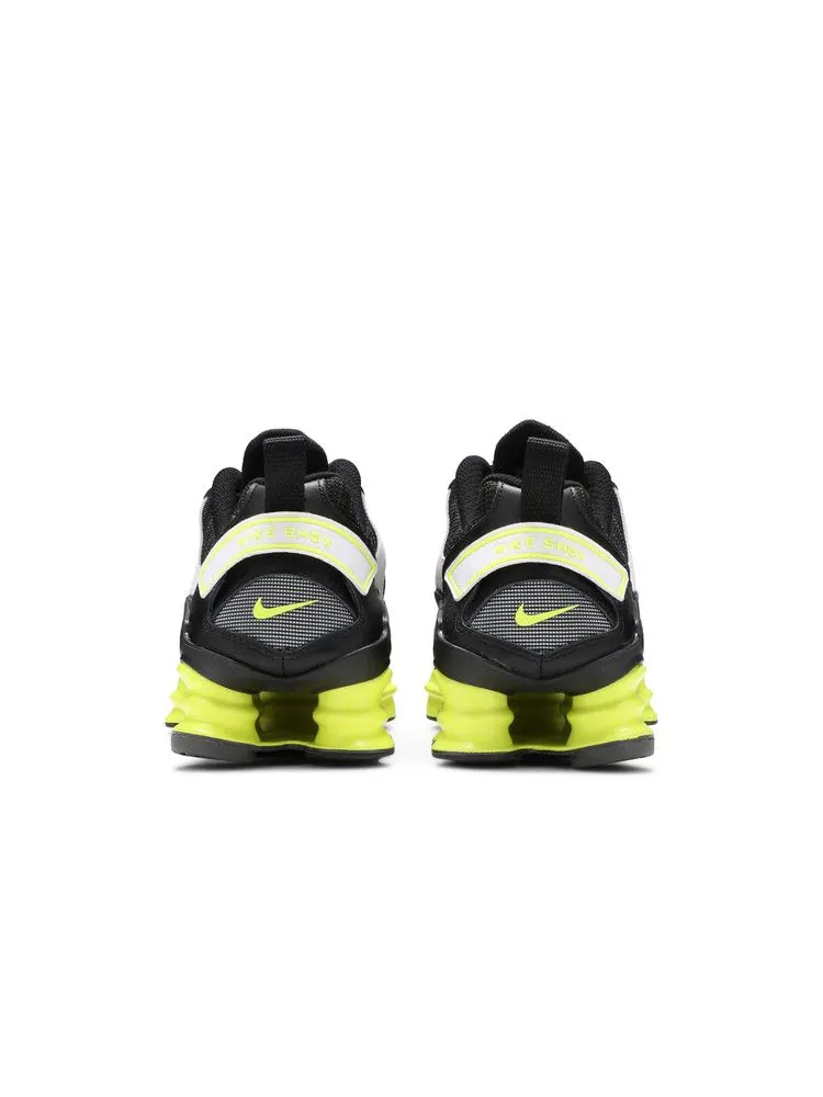 Кроссовки Nike Wmns Shox TL Nova 'Black Lemon Venom' — изображение 7 из 9, черный/черный