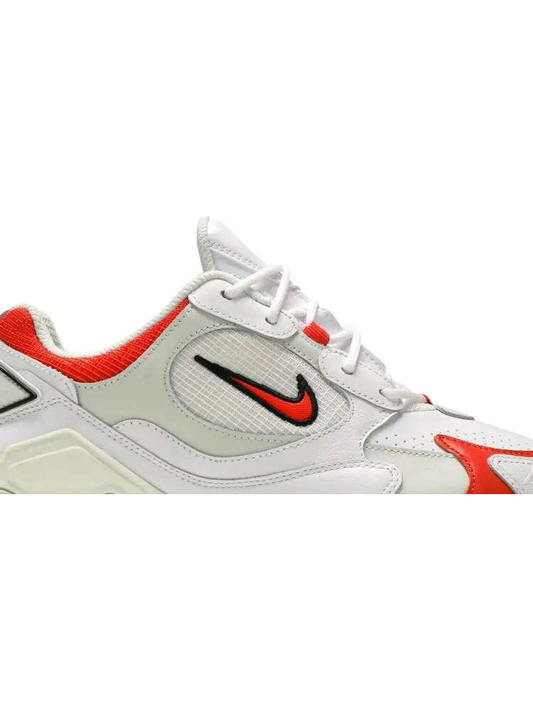 Кроссовки Nike Wmns Shox Nova 'White Team Orange' — изображение 2 из 8, белый