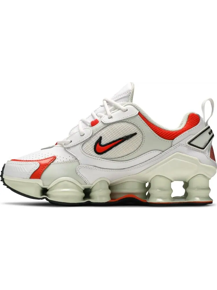 Кроссовки Nike Wmns Shox Nova 'White Team Orange' — изображение 3 из 8, белый