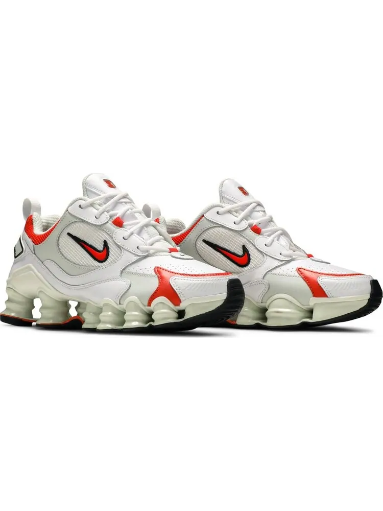 Кроссовки Nike Wmns Shox Nova 'White Team Orange' — изображение 8 из 8, белый