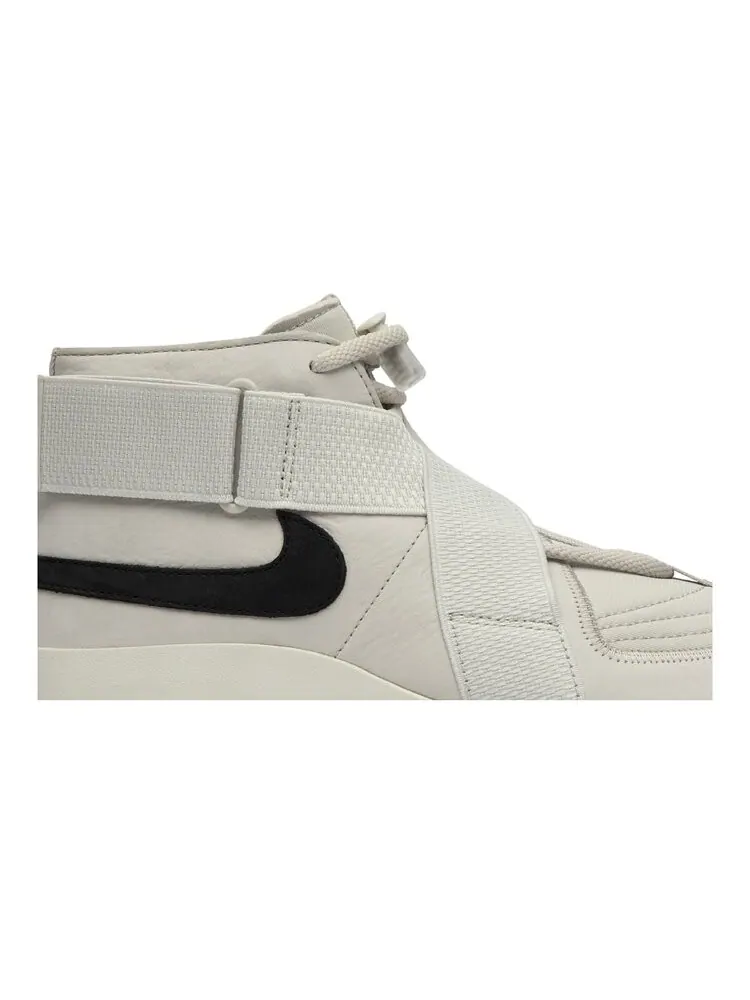 Кроссовки Nike Air Fear Of God Raid 'Light Bone' — изображение 2 из 4, белый