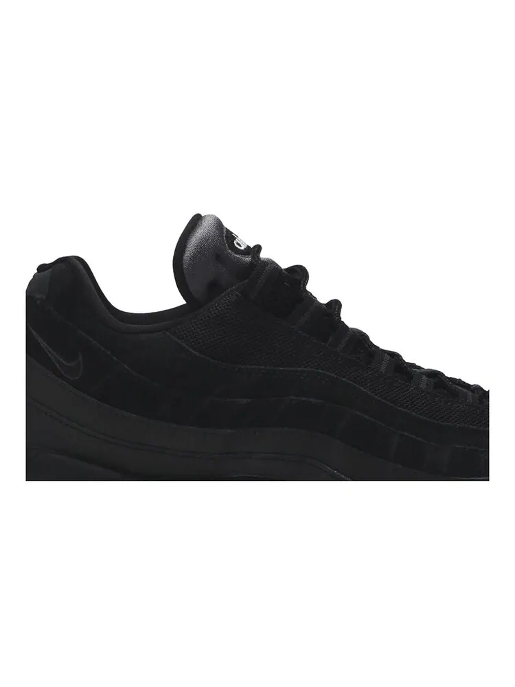 Кроссовки Nike Air Max 95 Essential 'Triple Black' — изображение 2 из 4, черный