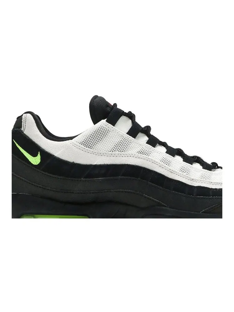 Кроссовки Nike Air Max 95 Essential — изображение 2 из 4, черный