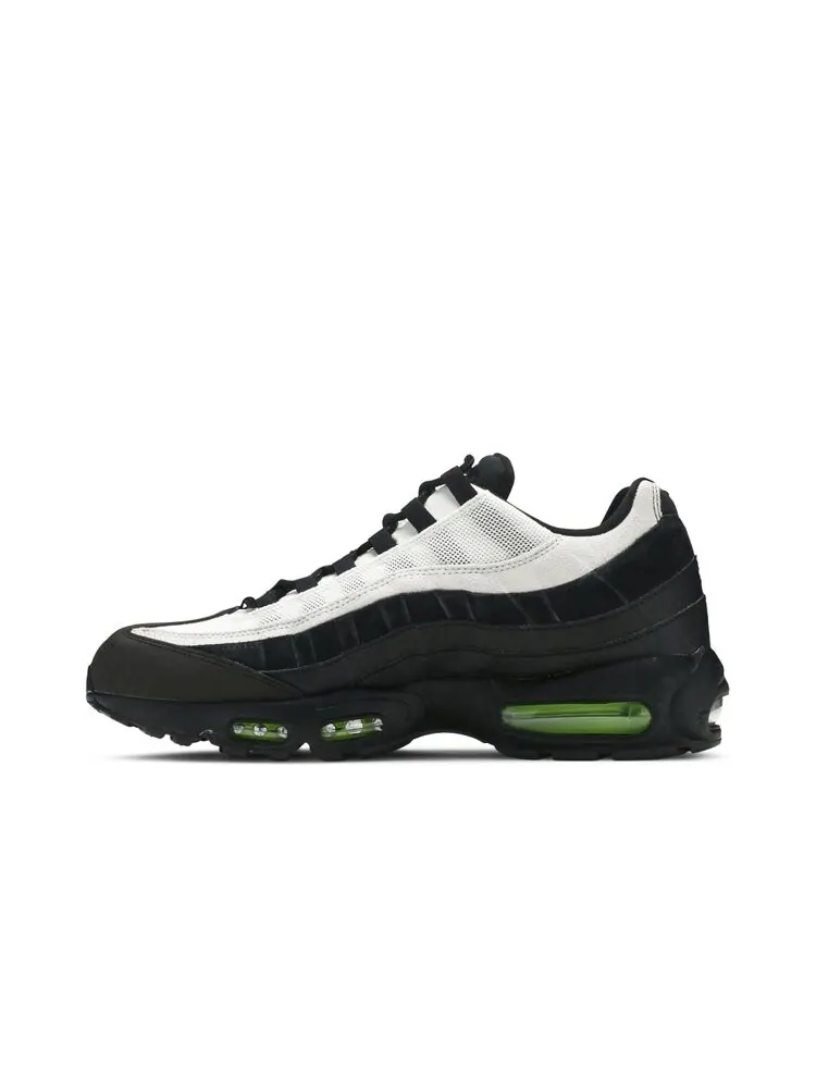 Кроссовки Nike Air Max 95 Essential — изображение 3 из 4, черный