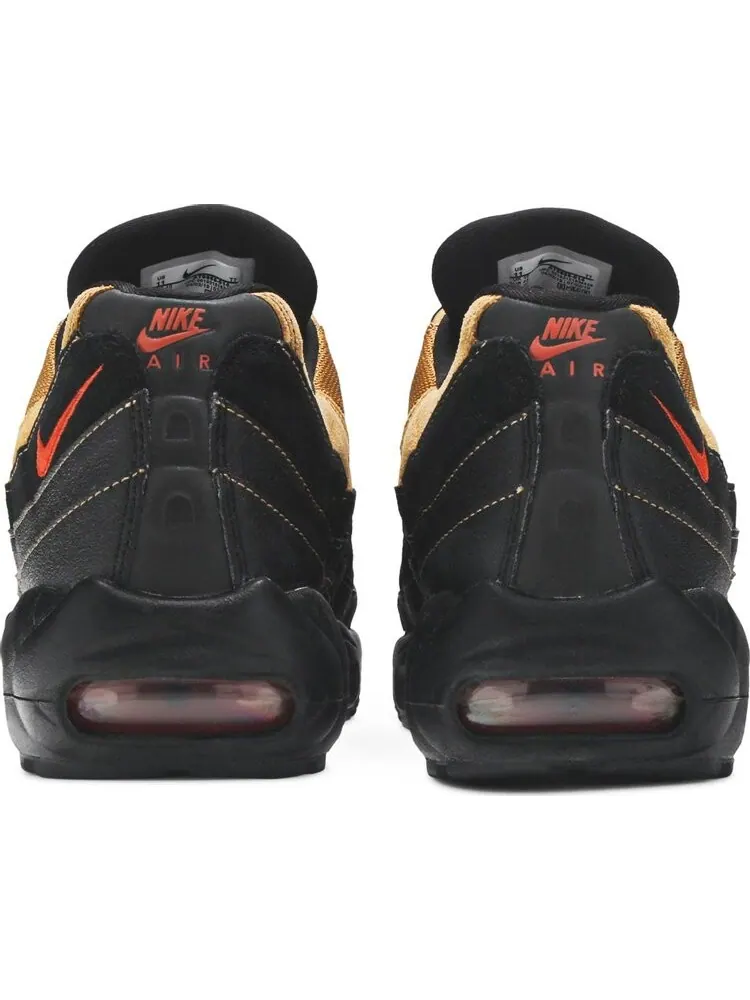 Кроссовки Nike Air Max 95 Essential 'Cosmic Clay' — изображение 6 из 8, загар