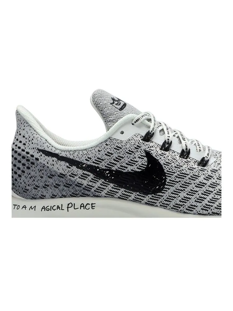 Кроссовки Nike Nathan Bell x Air Zoom Pegasus 35 'Childhood' — изображение 2 из 4, белый