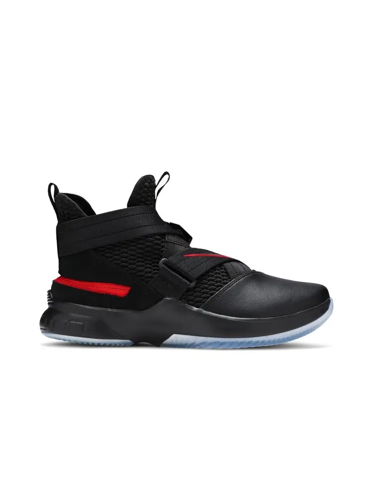 Кроссовки Nike LeBron Soldier 12 FlyEase — изображение 1 из 4, черный
