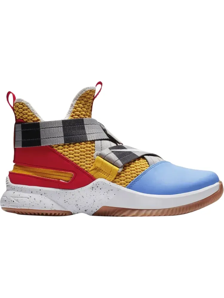 Кроссовки Nike LeBron Soldier 12 FlyEase 'Arthur' — изображение 1 из 1, золото