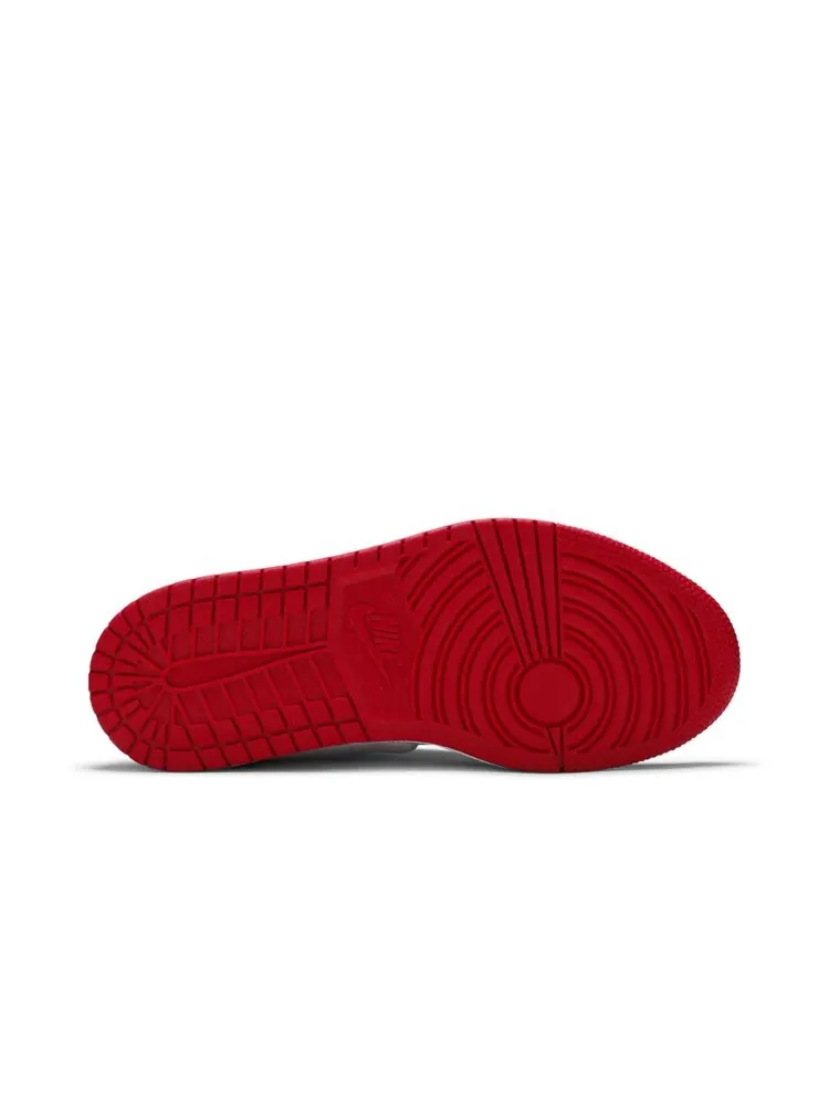 Кроссовки Air Jordan Wmns Air Jordan 1 Low Slip 'Black Toe' — изображение 4 из 4, красный