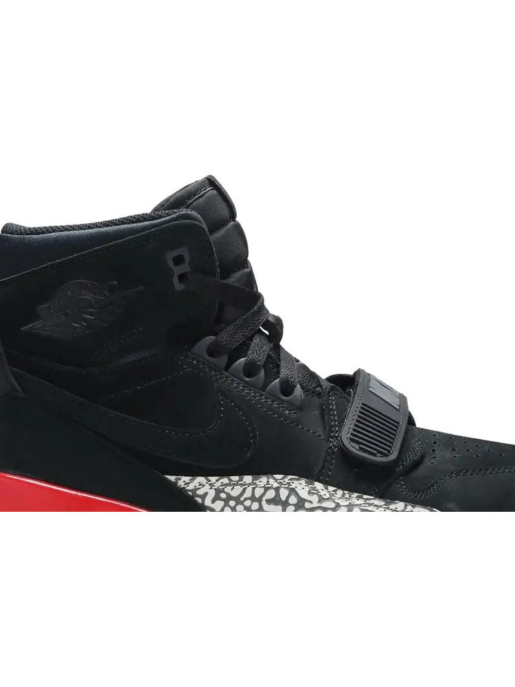 Кроссовки Jordan Legacy 312 Black Suede — изображение 2 из 8, черный