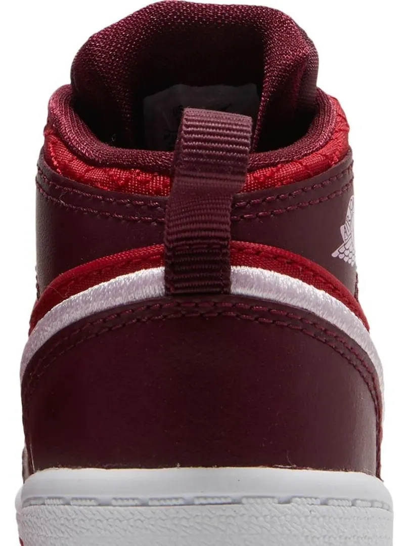 Кроссовки Air Jordan 1 Mid SE TD Red Quilted — изображение 7 из 8, красный