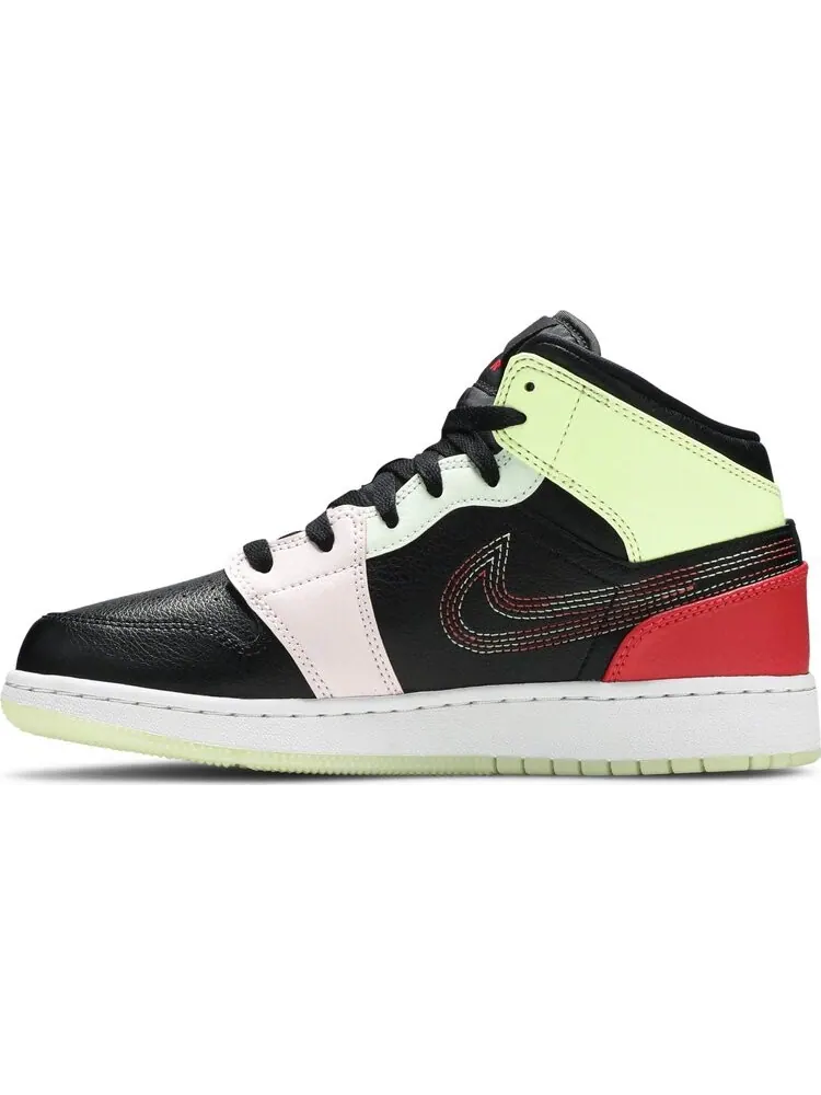 Кроссовки Air Jordan 1 Mid Glow In The Dark — изображение 3 из 8, мульти