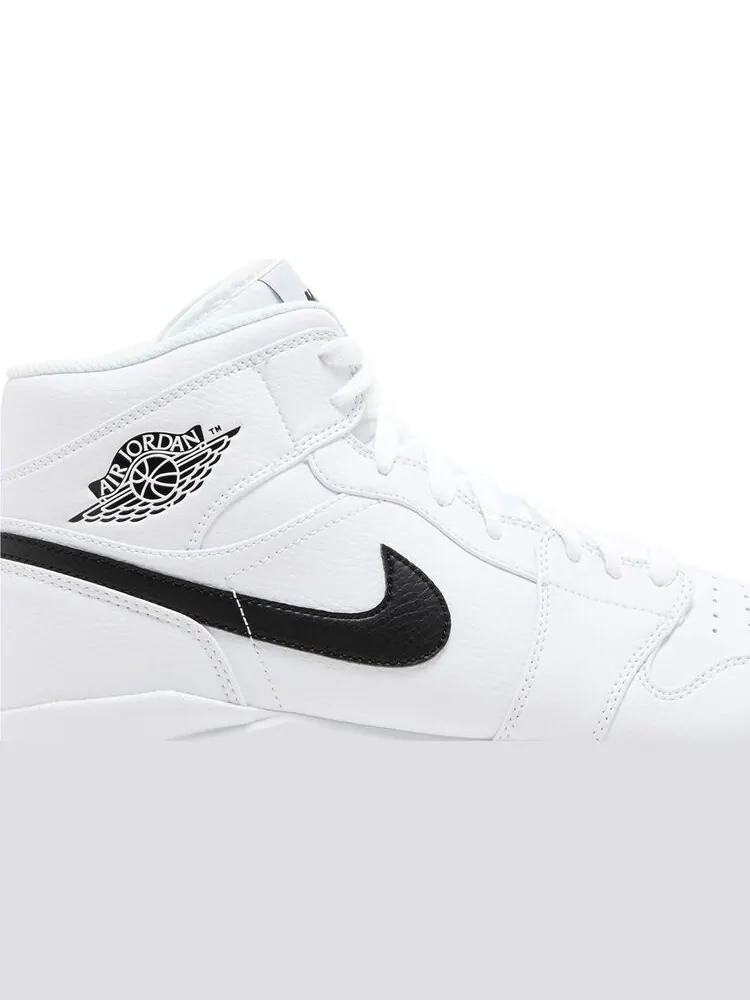 Кроссовки Air Jordan 1 Retro MCS 'White Black' — изображение 2 из 4, белый