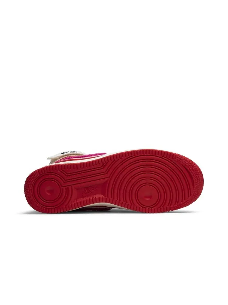 Кроссовки Nike Emotionally Unavailable x Air Force 1 High 'Heart' — изображение 4 из 4, красный