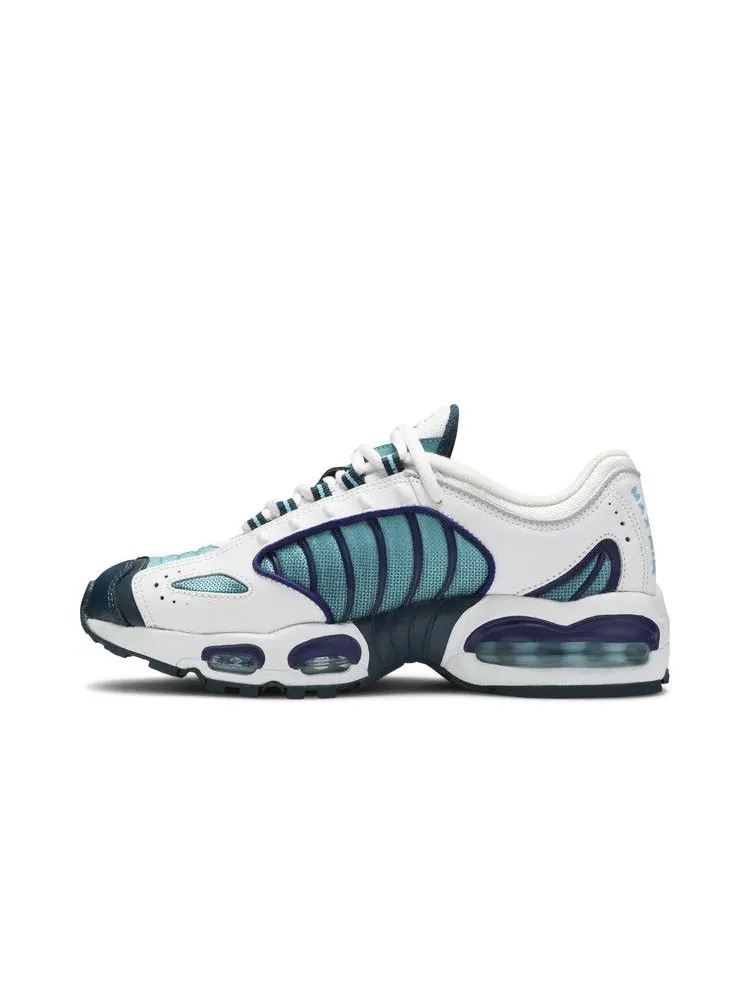 Кроссовки Nike Tanjun Print GS 'Violet Pink' — изображение 4 из 9, фиолетовый/розовый
