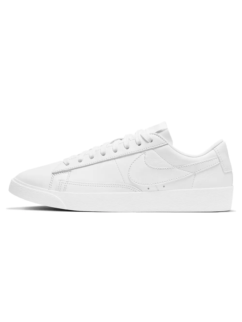 Кроссовки Nike Wmns Blazer Low LE Triple White — изображение 1 из 2, белый