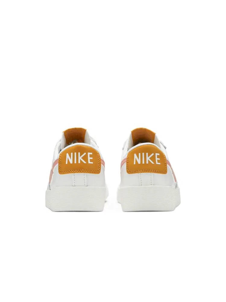Кроссовки Nike Wmns Blazer Low 'Pink Quartz' — изображение 7 из 9, белый/розовый