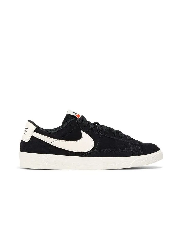 Кроссовки Nike Wmns Blazer Low SD 'Black' — изображение 2 из 9, черный/черный