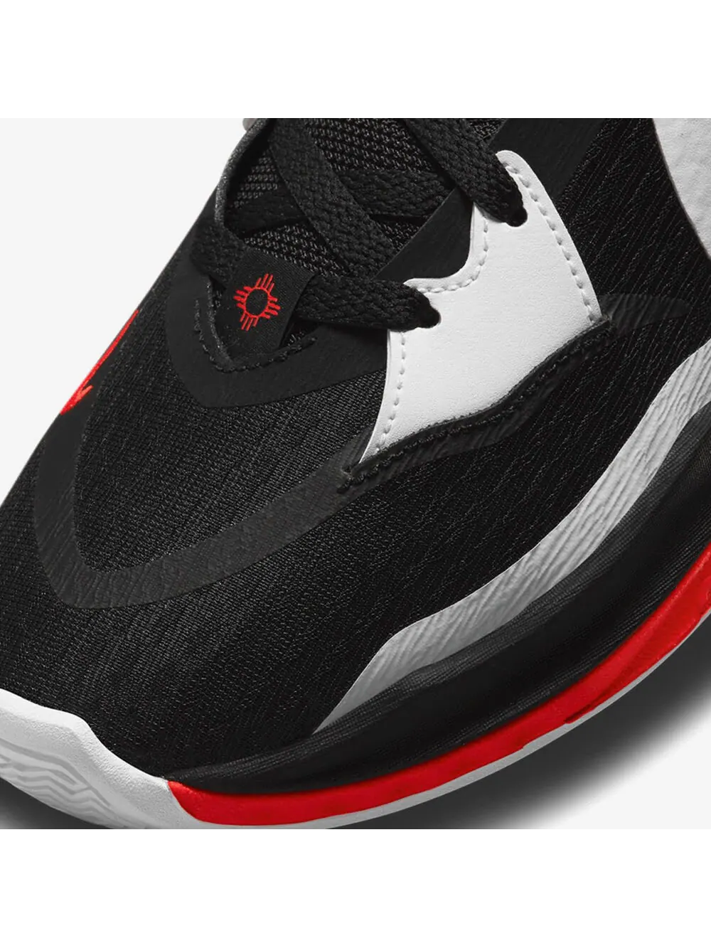 Баскетбольные кроссовки Nike Kyrie Low 5 Bred — изображение 7 из 8, черный/красный