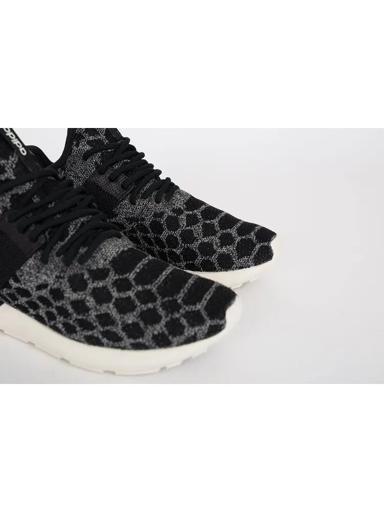 Кроссовки Adidas Tubular Primeknit 'Black Carbon' — изображение 3 из 4, черный