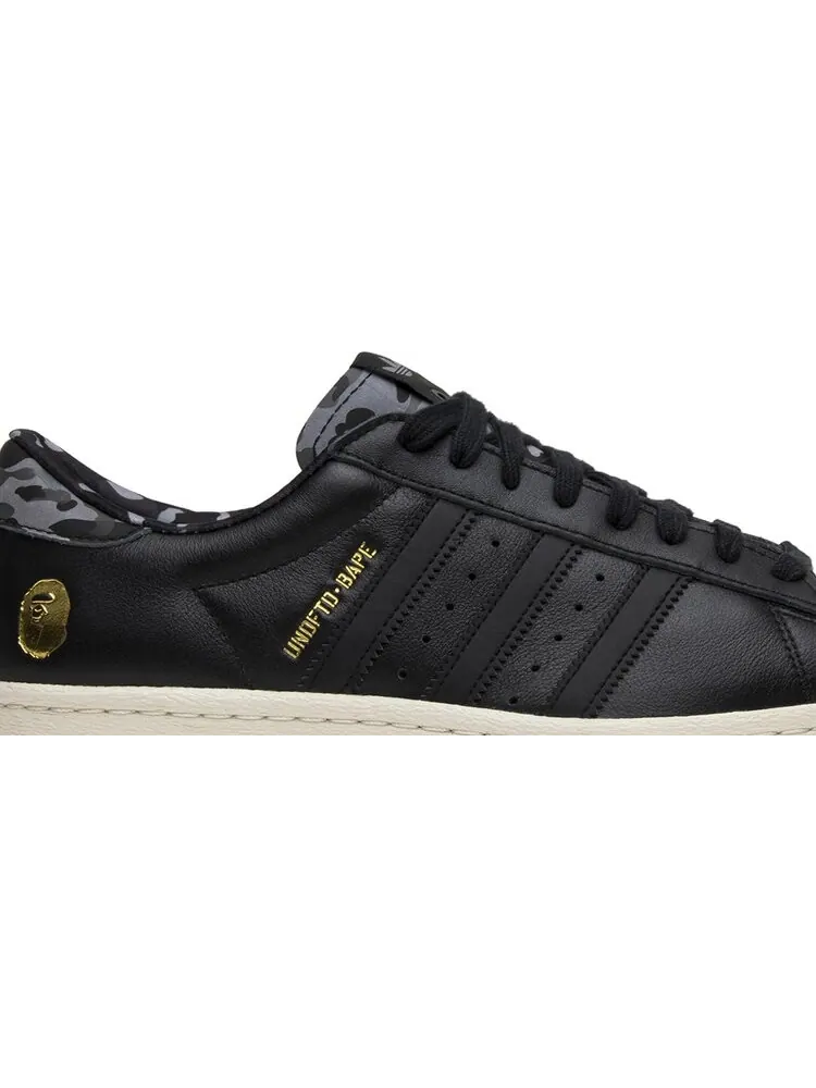 Кроссовки Adidas Undefeated x A Bathing Ape x Superstars 80v 'Black' — изображение 2 из 8, черный