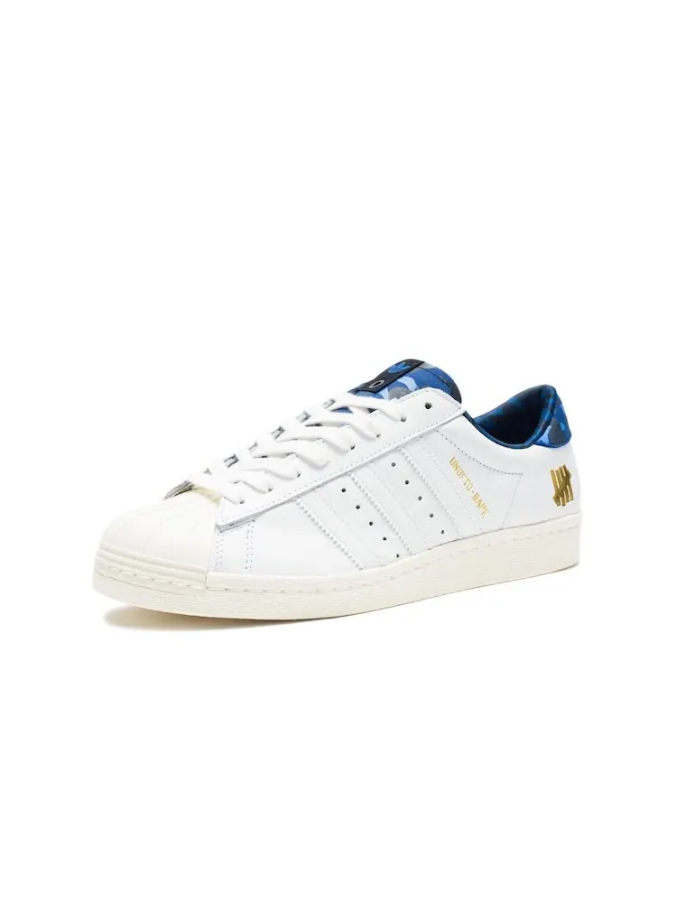 Кроссовки Adidas Undefeated x A Bathing Ape x Superstars 80v 'White Blue' — изображение 2 из 4, белый