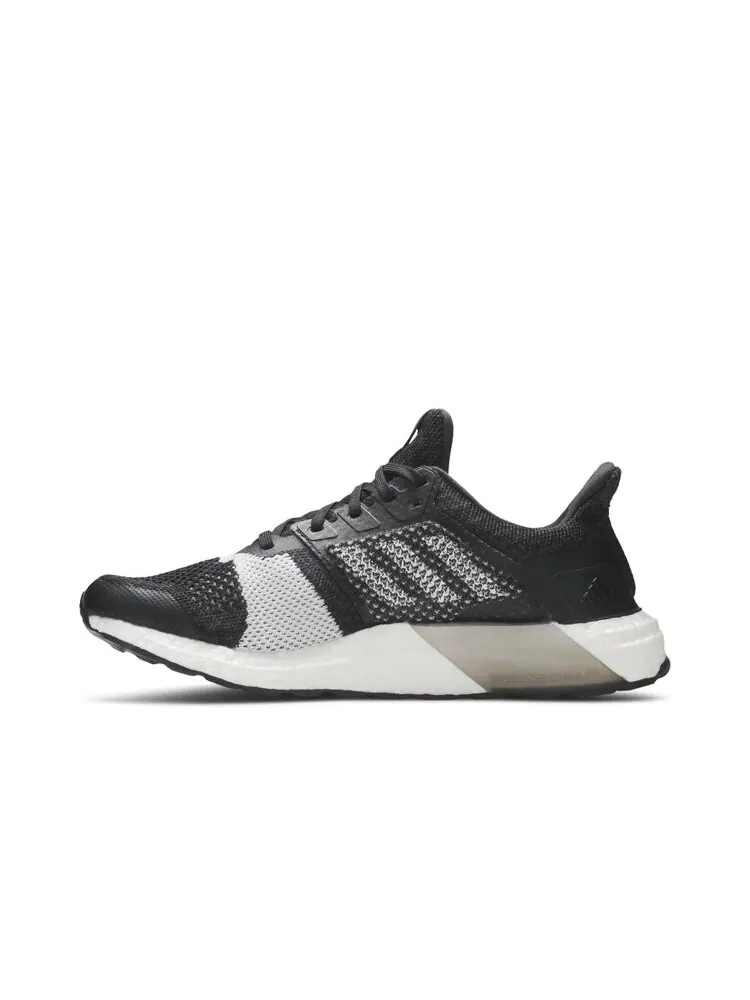 Кроссовки Adidas UltraBoost ST M 'Carbon' — изображение 3 из 4, черный