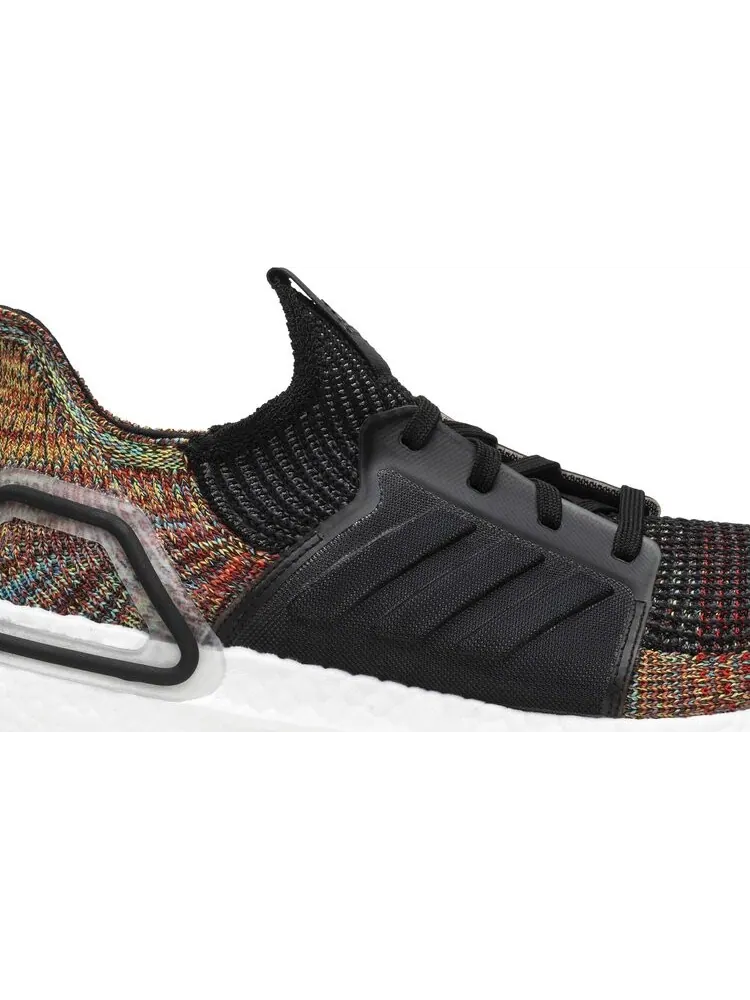 Кроссовки Adidas UltraBoost 19 'Dark Pixel' — изображение 2 из 8, черный