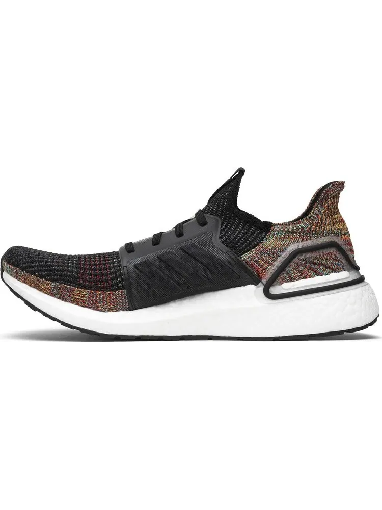 Кроссовки Adidas UltraBoost 19 'Dark Pixel' — изображение 3 из 8, черный