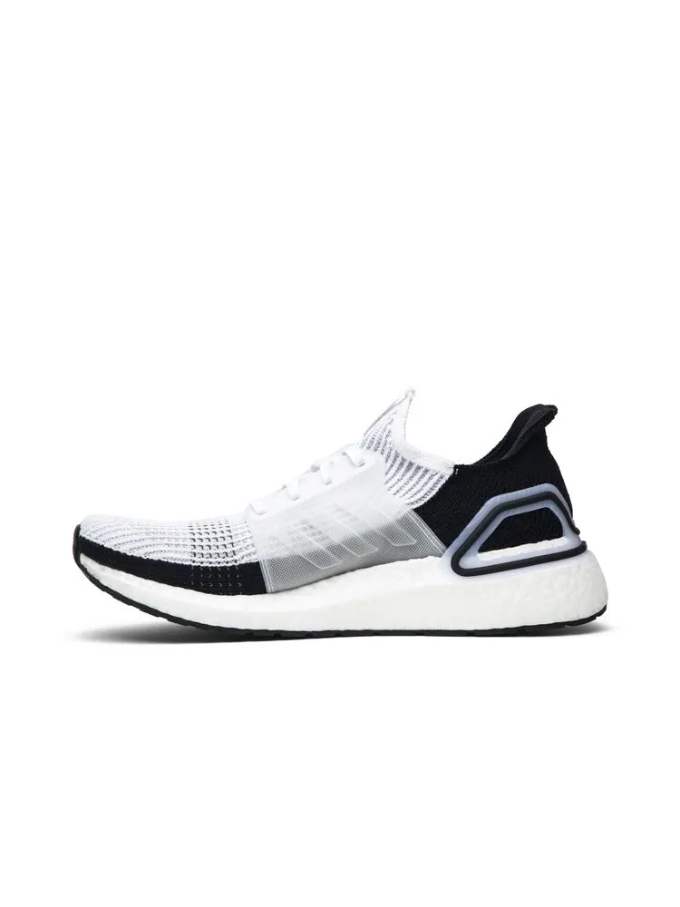 Кроссовки Adidas UltraBoost 19 'Panda' — изображение 3 из 4, белый