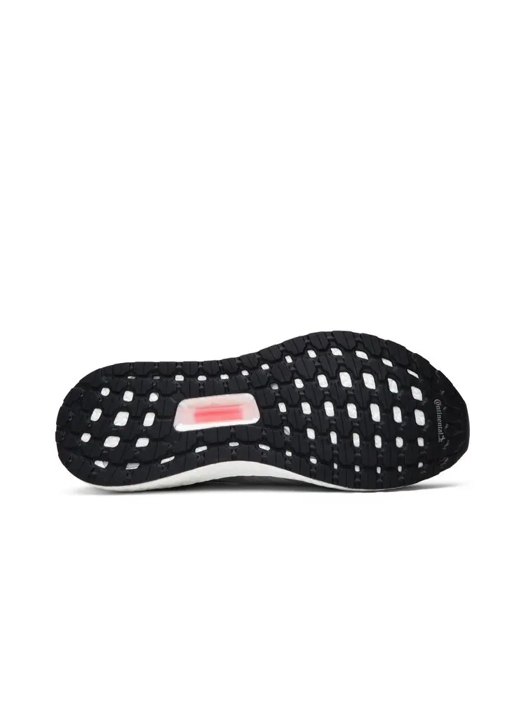 Кроссовки Adidas UltraBoost 19 'Panda' — изображение 4 из 4, белый