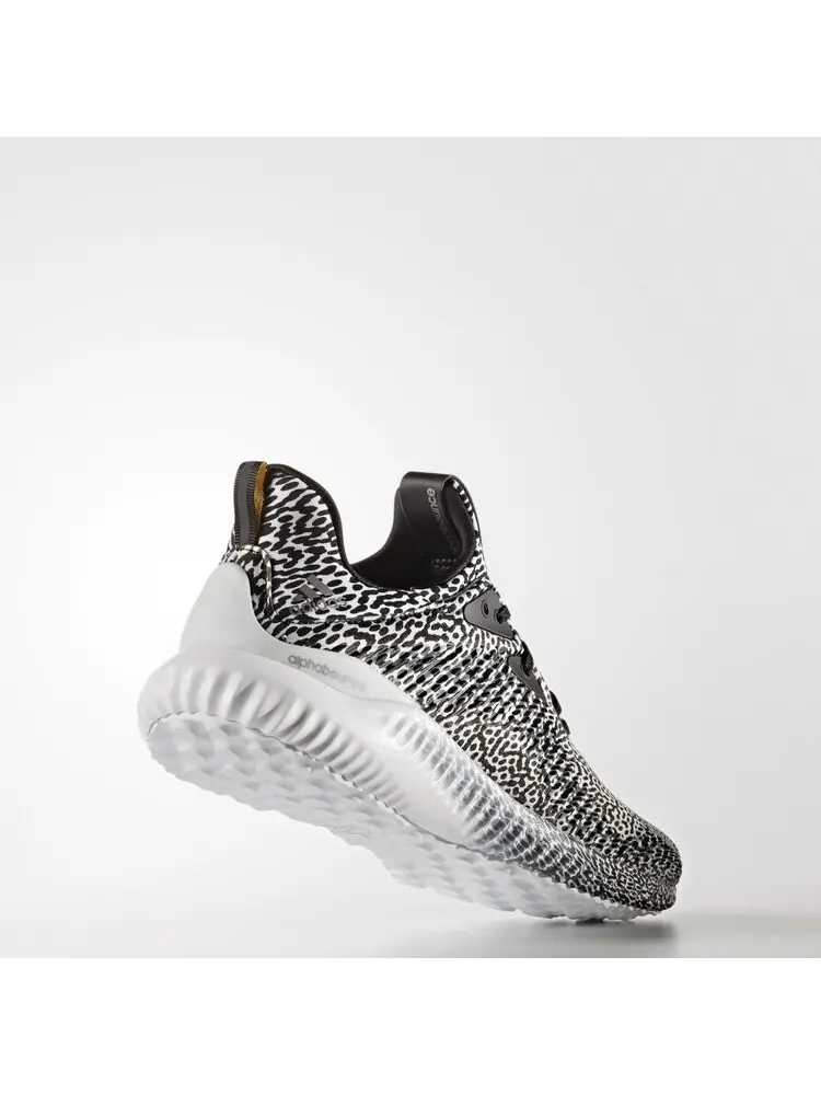 Кроссовки Adidas Wmns Alphabounce 'Motion Capture' — изображение 3 из 4, черный