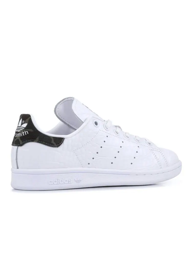 Кроссовки Adidas STAN SMITH J 'CAMO HEEL' — изображение 3 из 4, белый