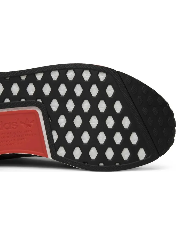 Кроссовки Adidas NMD_R1 'Bred' — изображение 5 из 8, черный