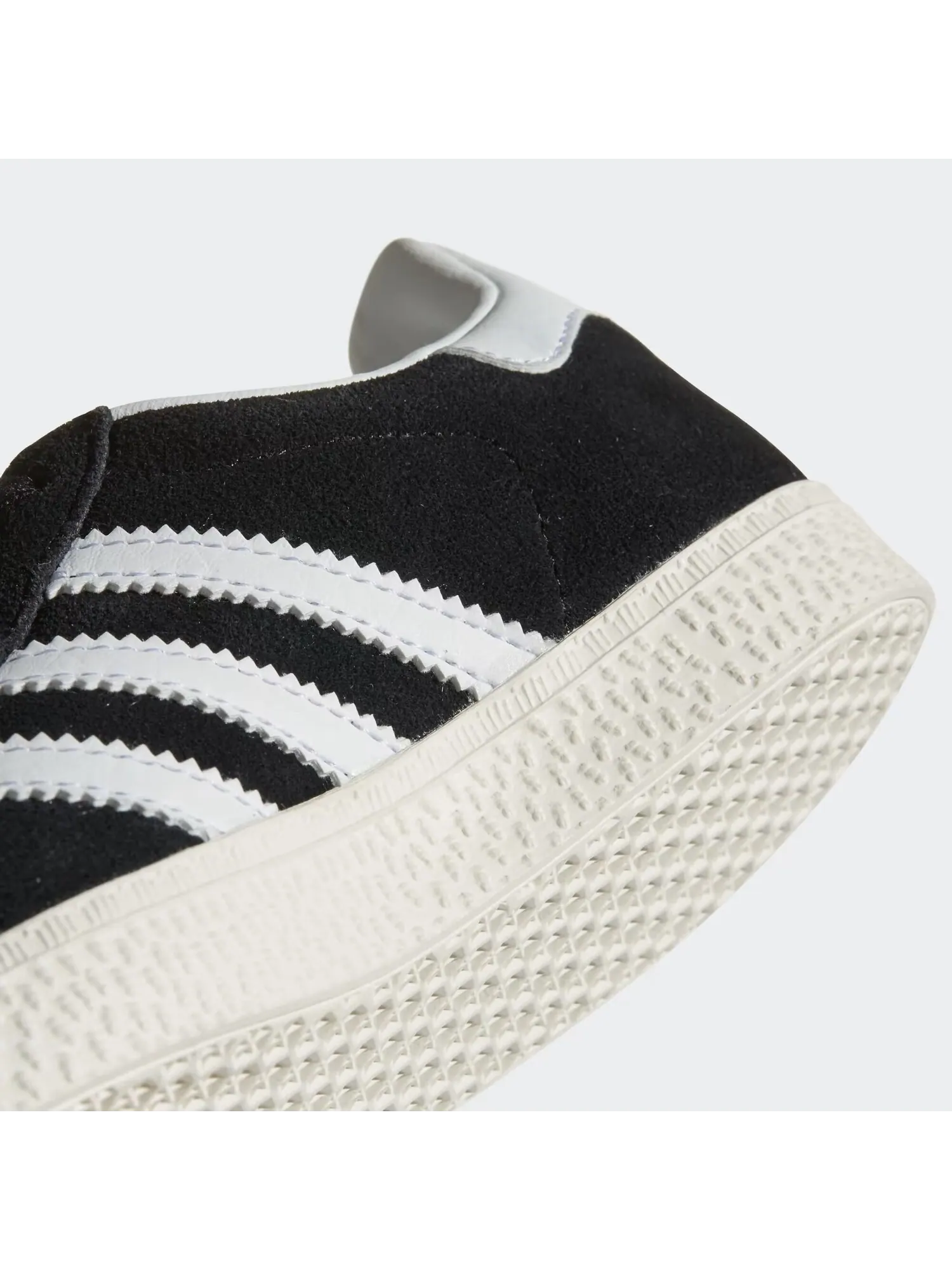 Кроссовки детские Adidas Gazelle — изображение 11 из 11, черный/белый