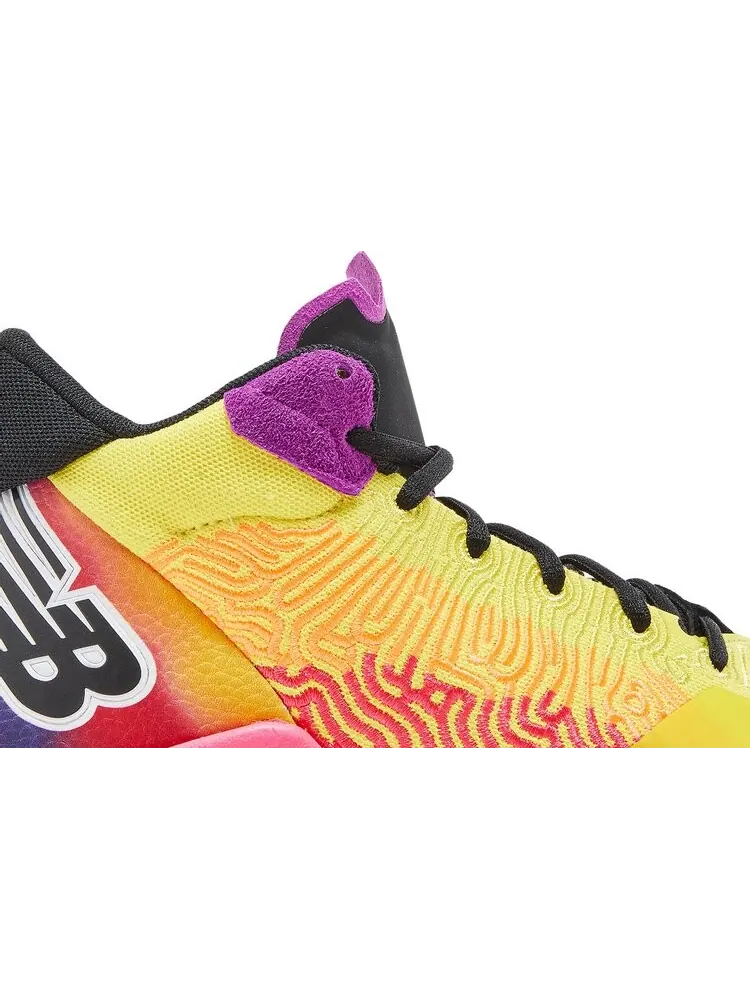 Кроссовки New Balance Dejounte Murray x Two WXY 'Personal Journey' — изображение 2 из 8, желтый