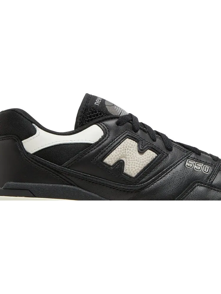 Кроссовки New Balance 550 'Panda' — изображение 2 из 8, черный