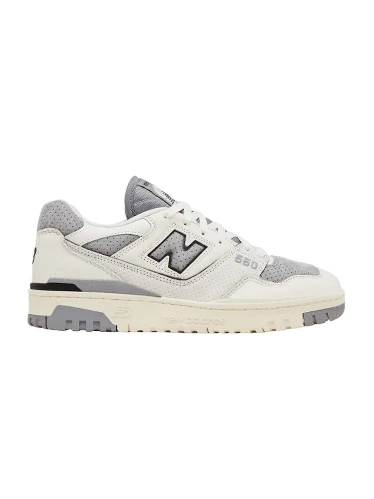 Кроссовки New Balance 550 'Sea Salt Slate Grey' — изображение 1 из 9, серый