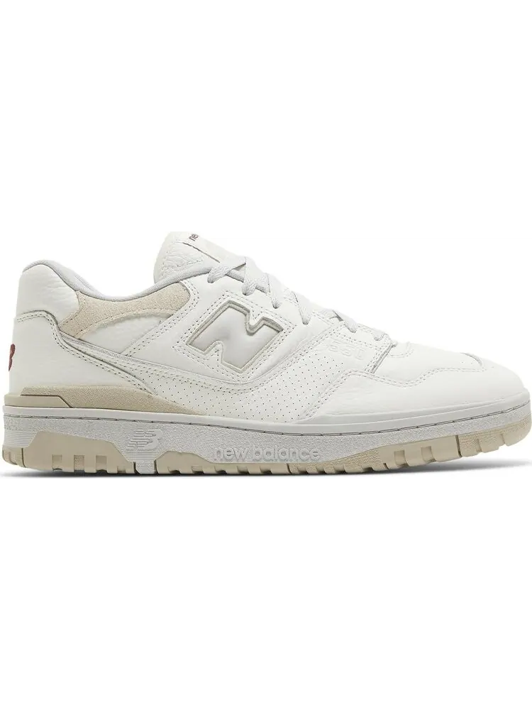 Кроссовки New Balance 550 'Lunar New Year - Sea Salt' — изображение 1 из 8, белый