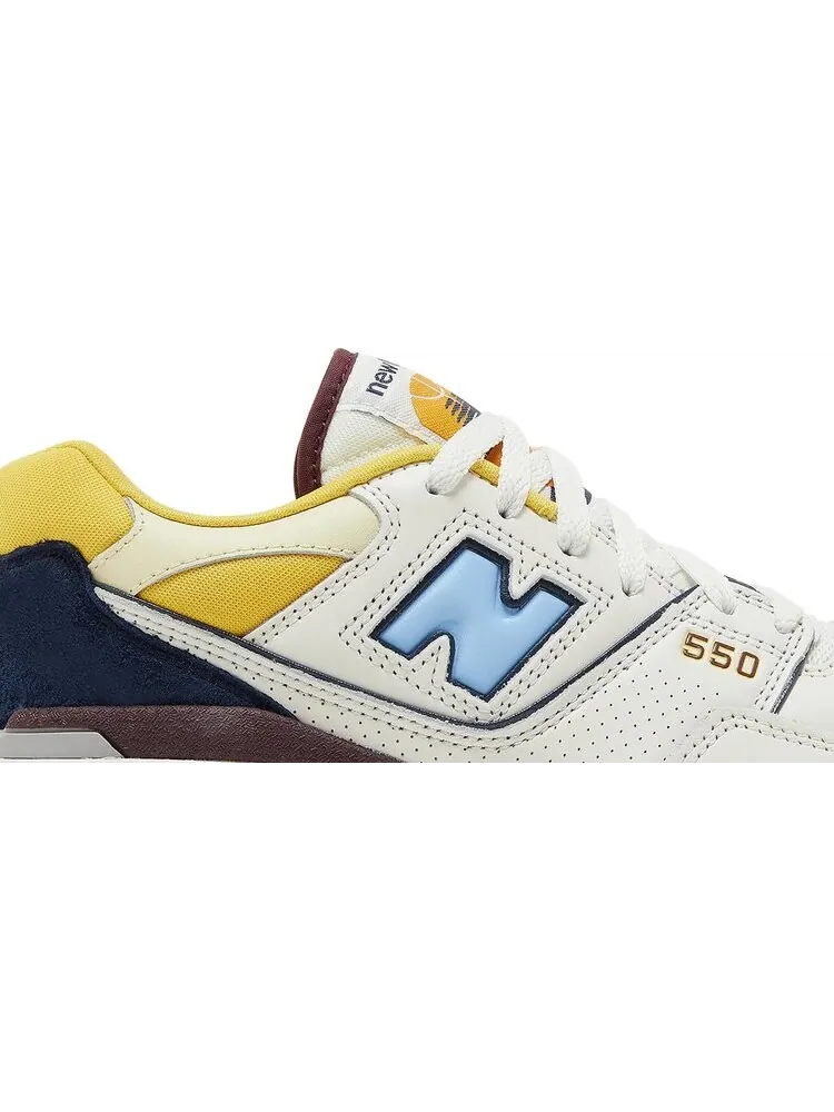 Кроссовки New Balance 550 'Marquette' — изображение 2 из 8, бежевый